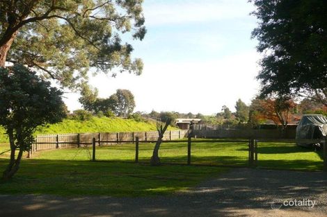 26 Francis Ave, Drouin, VIC 3818