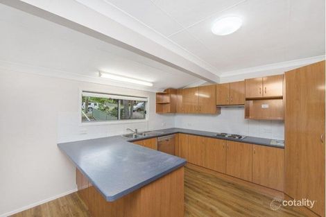 Property photo of 17 Donegal Road Berkeley Vale NSW 2261