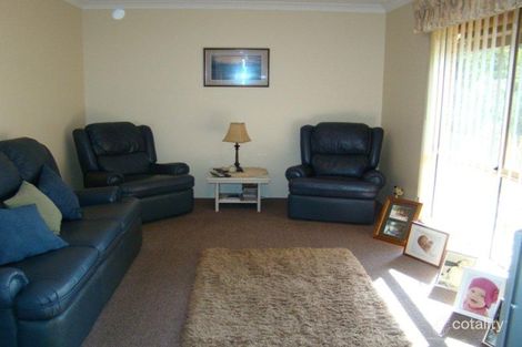 23 Coral Dr, Leschenault, WA 6233