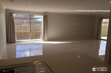 Property photo of 41 Wilmington Avenue Cranbourne West VIC 3977