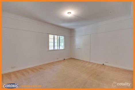 Property photo of 31 Unmack Street Chermside QLD 4032