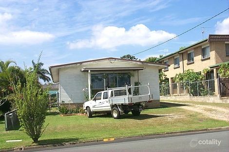 15 Fox Ave, Southport, QLD 4215
