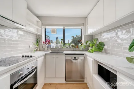7/23 Maribyrnong Rd, Ascot Vale, VIC 3032