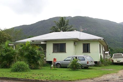 93 Murray St, Tully, QLD 4854