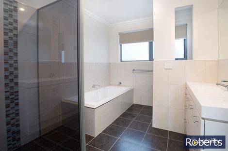 Property photo of 2/21 Dafnis Drive Newnham TAS 7248