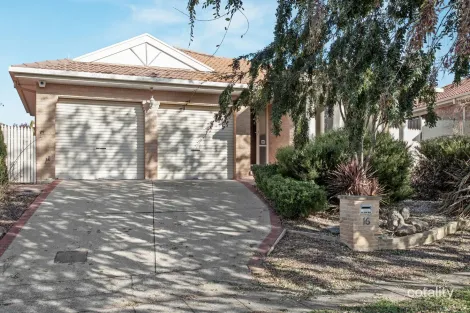 Property photo of 16 Bendora Crescent Palmerston ACT 2913