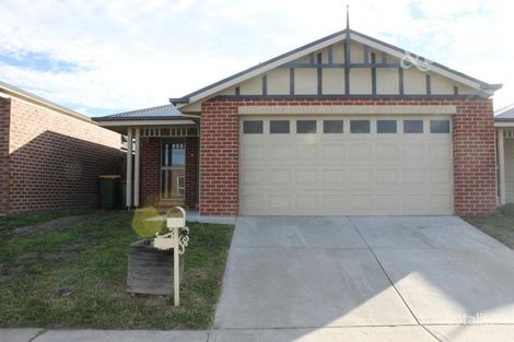 Property photo of 16 Discovery Street Pakenham VIC 3810