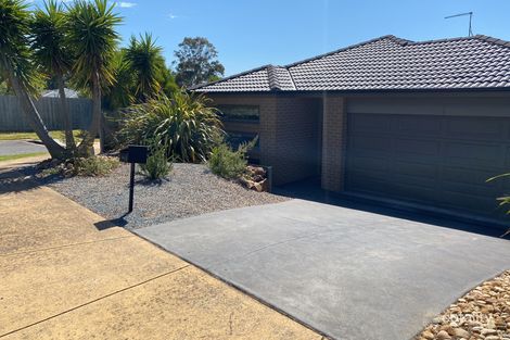 9 Sentosa Pl, Mount Martha, VIC 3934