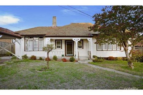 Property photo of 16 McCarron Parade Essendon VIC 3040
