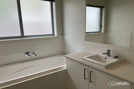 Property photo of 3/15 Bradford Drive Carrum Downs VIC 3201