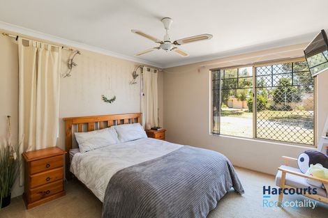 Property photo of 15 Moreton Crescent Warnbro WA 6169