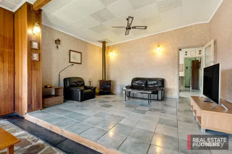 Property photo of 210 Maxwell Road Para Hills SA 5096