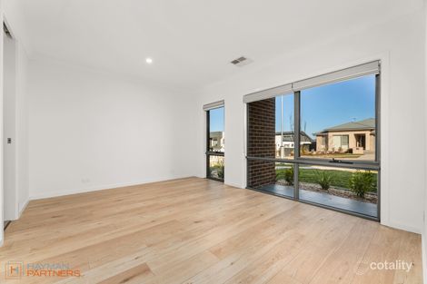 Property photo of 19 Edwin Hicks Way Coombs ACT 2611
