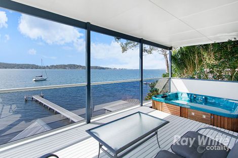 Property photo of 67 Fishing Point Road Fishing Point NSW 2283
