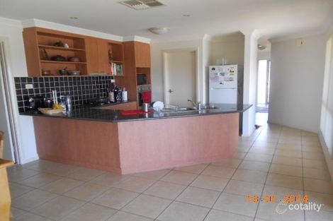 Property photo of 6 Auderdale Close Bourkelands NSW 2650