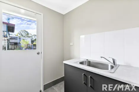 Property photo of 18 Avolet Crescent River Heads QLD 4655