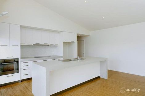 Property photo of 34 University Drive Highton VIC 3216