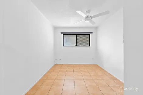 Property photo of 212 Oxley Drive Coombabah QLD 4216