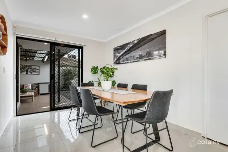 Property photo of 10 Midas Court Meadow Heights VIC 3048