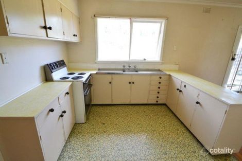 Property photo of 14 Davis Street Burwood East VIC 3151