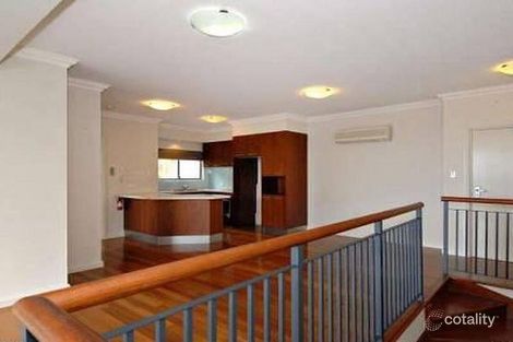 Property photo of 2/60 Kensington Terrace Toowong QLD 4066