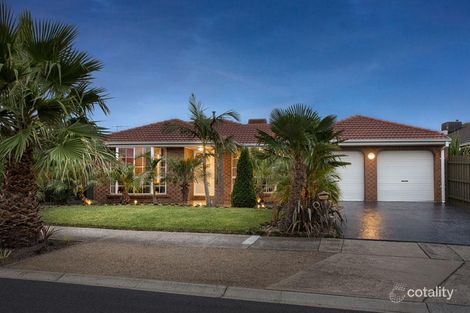 17 Dandarriga Way, Delahey, VIC 3037