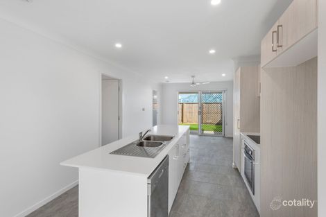 Property photo of 52 Snowdonia Crescent Yarrabilba QLD 4207