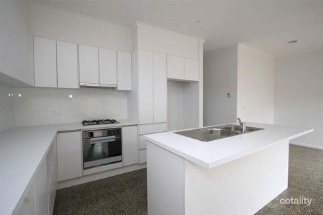 Property photo of 2 Olive Grove Frankston VIC 3199
