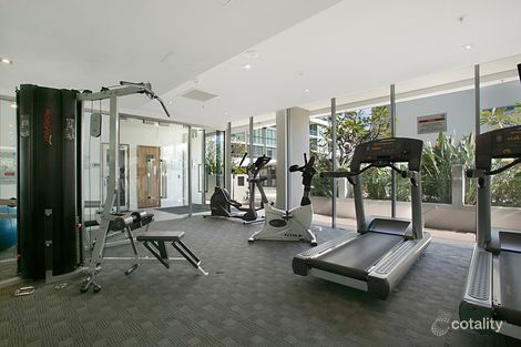 2204/33 T E Peters Dr, Broadbeach Waters, QLD 4218