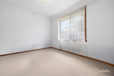 Property photo of 4 Silverton Drive Ferntree Gully VIC 3156