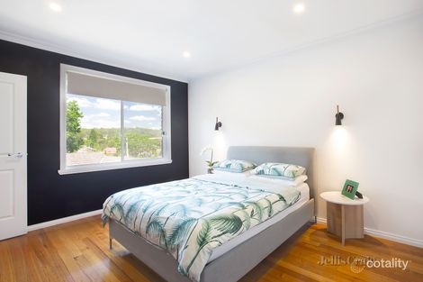 Property photo of 4A Taree Place Yallambie VIC 3085
