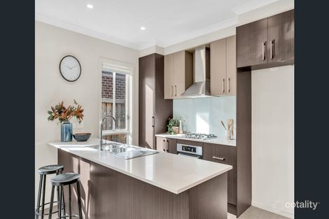 Property photo of 12 Ferrars Way Mickleham VIC 3064