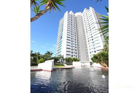 Property photo of 280 Marine Parade Labrador QLD 4215
