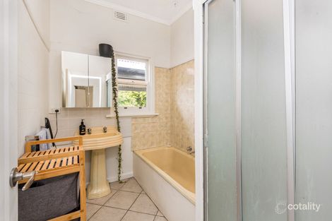 Property photo of 27 Osborne Street Flora Hill VIC 3550