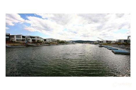 24 Harbourvue Ct, Helensvale, QLD 4212