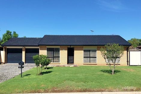Property photo of 11 Elton Place Plumpton NSW 2761