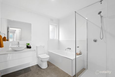 Property photo of 1/23 Ferguson Court Ferntree Gully VIC 3156