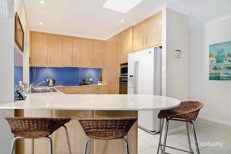 Property photo of 8 Mark Close Holloways Beach QLD 4878