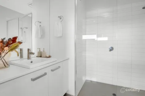 Property photo of 6 Toombal Place Craigieburn VIC 3064