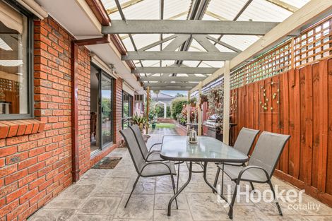 Property photo of 1 Andrew Court Pakenham VIC 3810