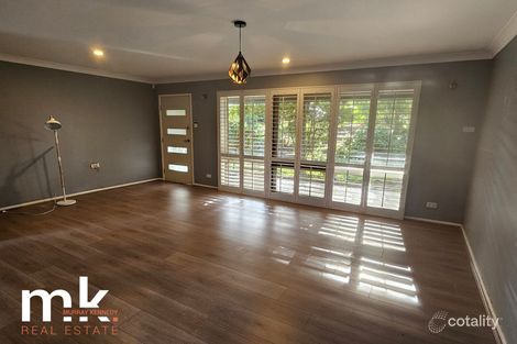 Property photo of 30 Elgin Avenue St Andrews NSW 2566