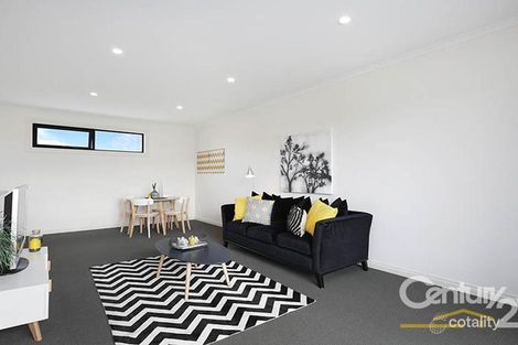 Property photo of 2/16 Mons Parade Noble Park VIC 3174
