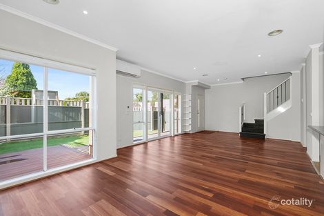 Property photo of 1/22 Tulloch Grove Glen Waverley VIC 3150