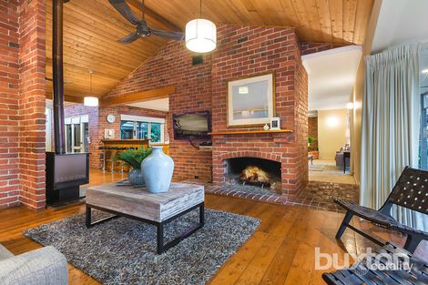 Property photo of 4 Williams Close Dingley Village VIC 3172