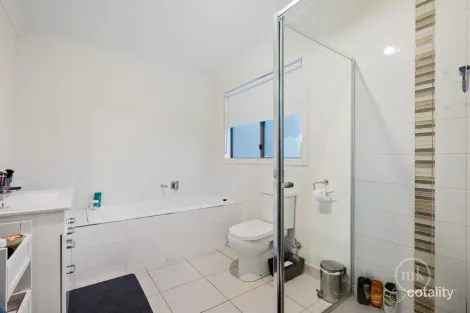 Property photo of 23 Painted Hills Road Doreen VIC 3754