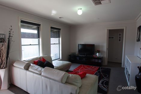 Property photo of 2 Kensington Grove North Bendigo VIC 3550