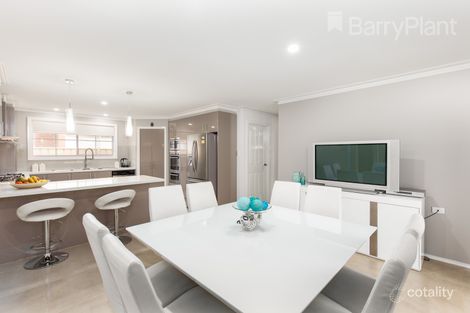 Property photo of 11 Doubell Boulevard Truganina VIC 3029