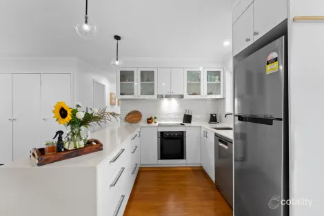 Property photo of 4 Bungama Street Deagon QLD 4017
