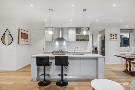 Property photo of 8 Native Avenue Mount Duneed VIC 3217
