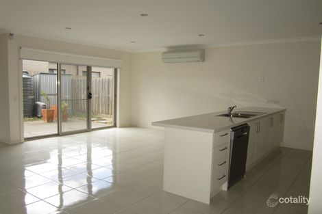 Property photo of 1/1 Cedar Grove Highton VIC 3216